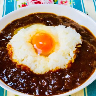 レトルトカレーでコク旨カレー